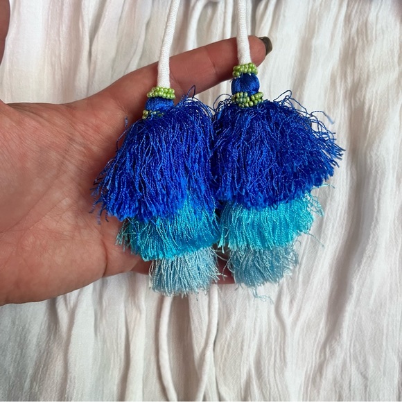 Hemant & Nandita embroidered tassel tie cape top - Picture 4 of 13